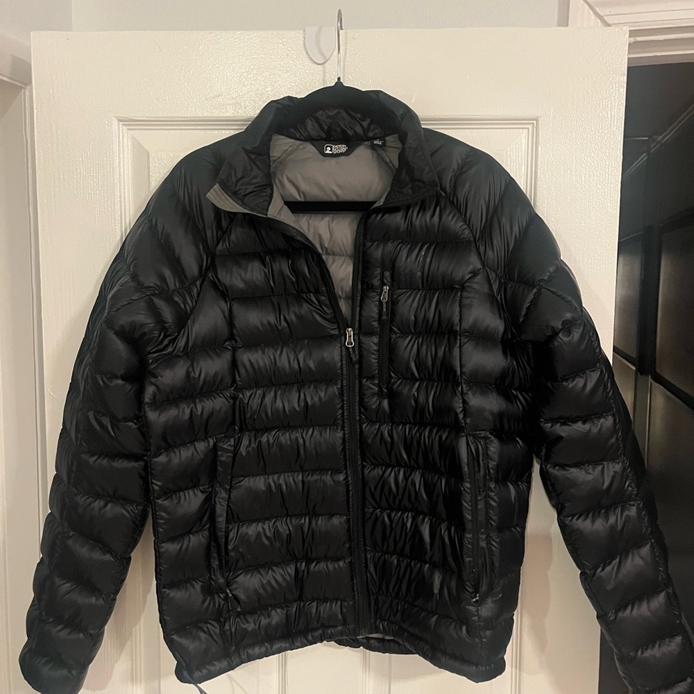 Eastern Mountain Sports puffer jacket
